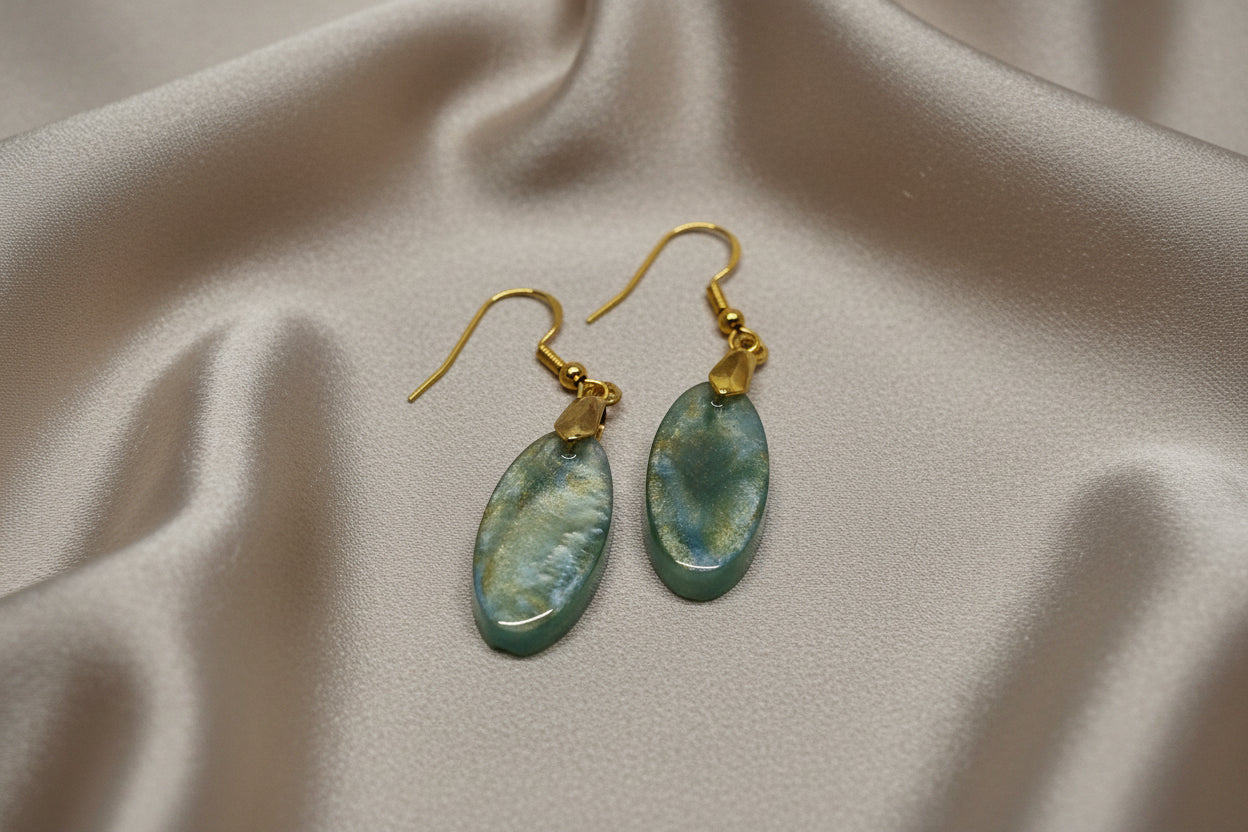 Green & Gold Blended Marquise Resin Dangle Earrings – Handmade Gold Claw Bail Jewelry Gift for Her