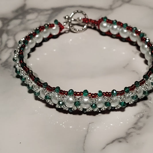 Christmas Beaded Bracelet, White Pearl Emerald & Burgundy Miyuki Seed Bead Bracelet, Handcrafted Holiday Jewelry, Gift for Her