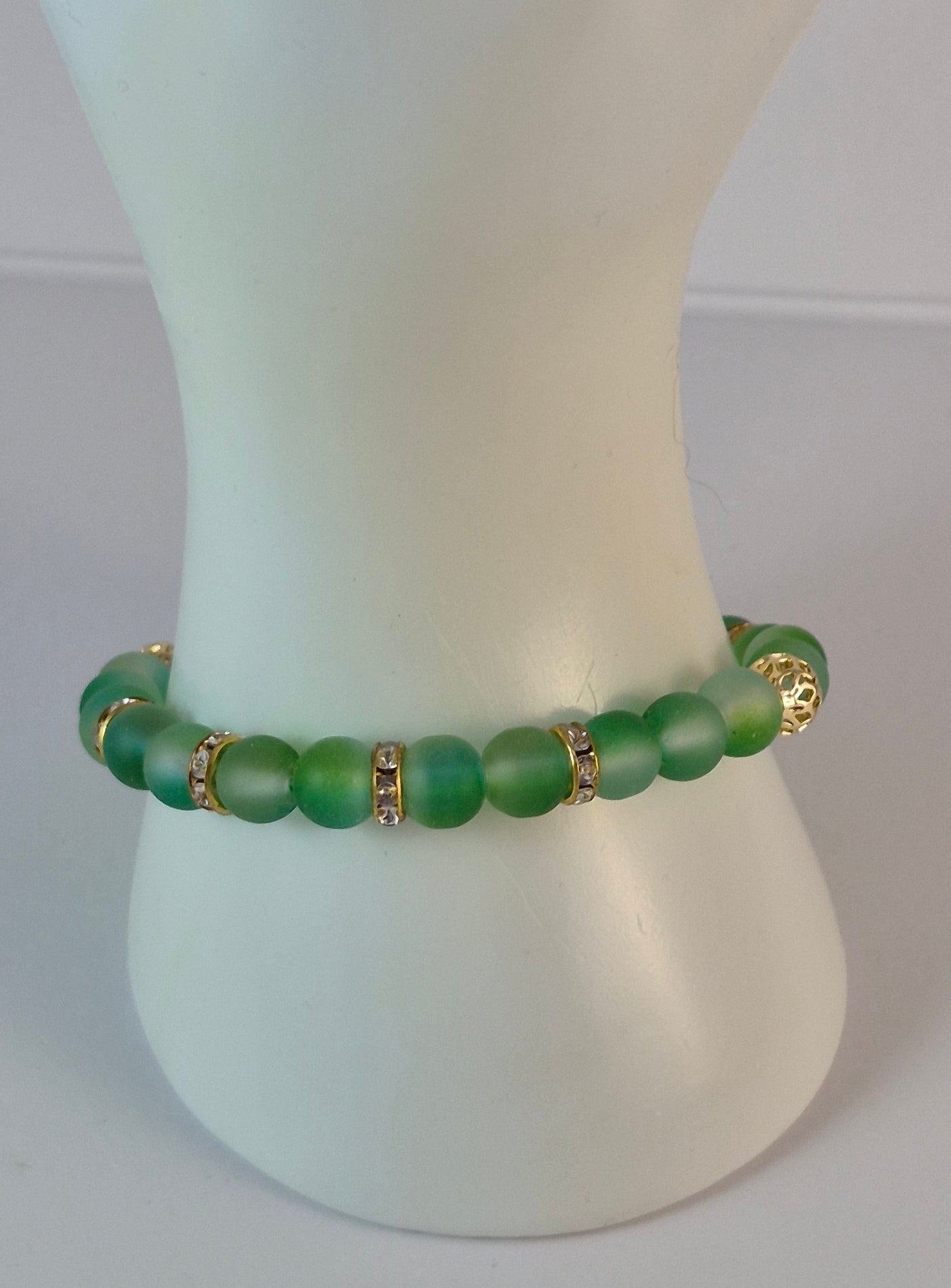 Green Glow in the Dark Glass Bead Stretch Bracelet – Handmade Gold Filigree Rhinestone Jewelry Gift for Her