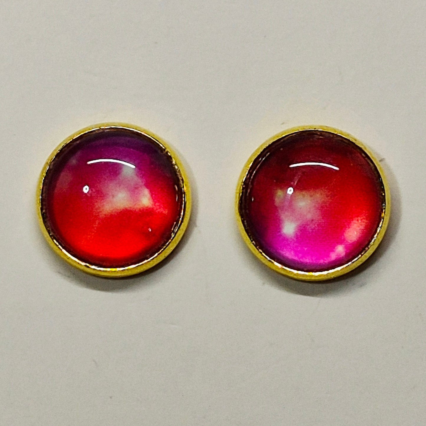 Pink Magenta Ombre Glass Cabochon Stud Earrings | 12mm Round Gold Bezel Gradient Studs | Romantic Jewelry