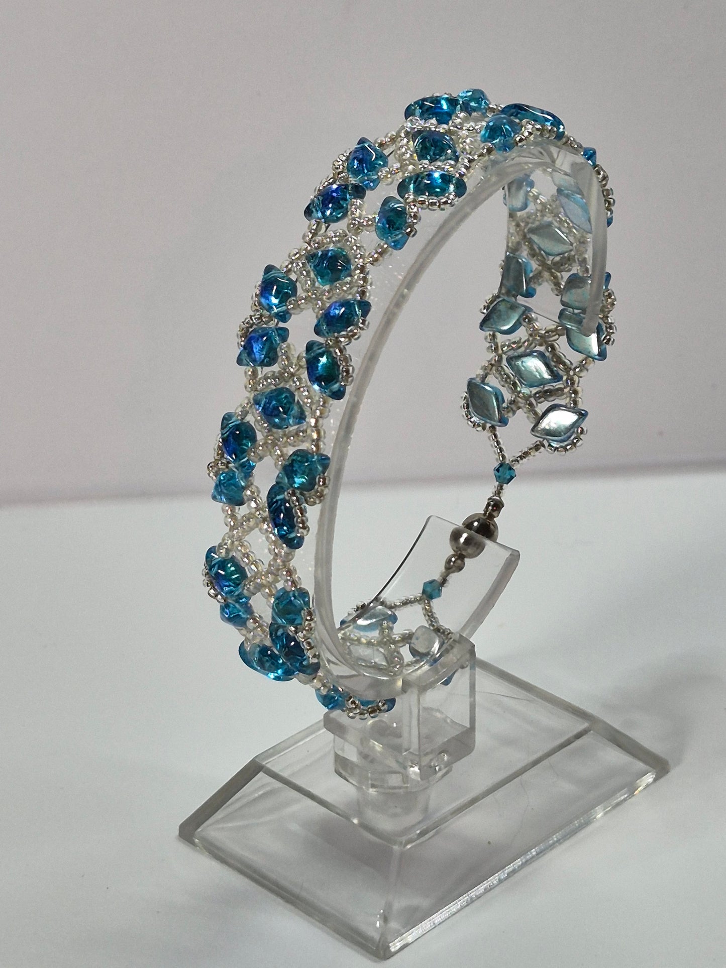 Ocean Blue Diamond Lattice Woven Bracelet, Handmade Czech Glass Bead Bracelet with Miyuki Seed Beads, Artisan Statement Jewelry, Gift for Her