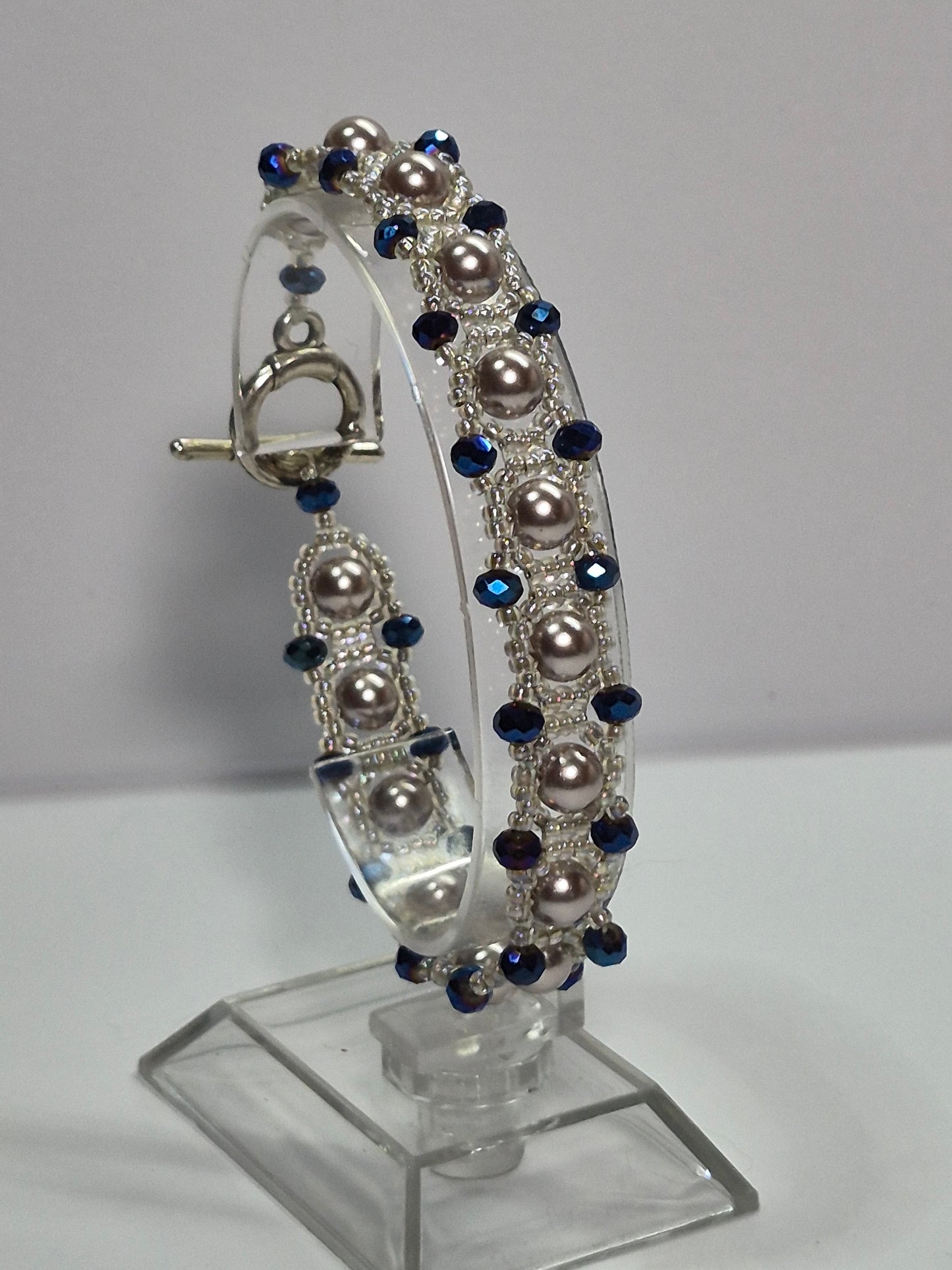 Champagne Pearl & Navy Crystal Woven Bracelet, Handmade Beaded Bracelet with Glass Pearls & Metallic Blue Rondelles, Bridal Artisan Jewelry, Gift for Her