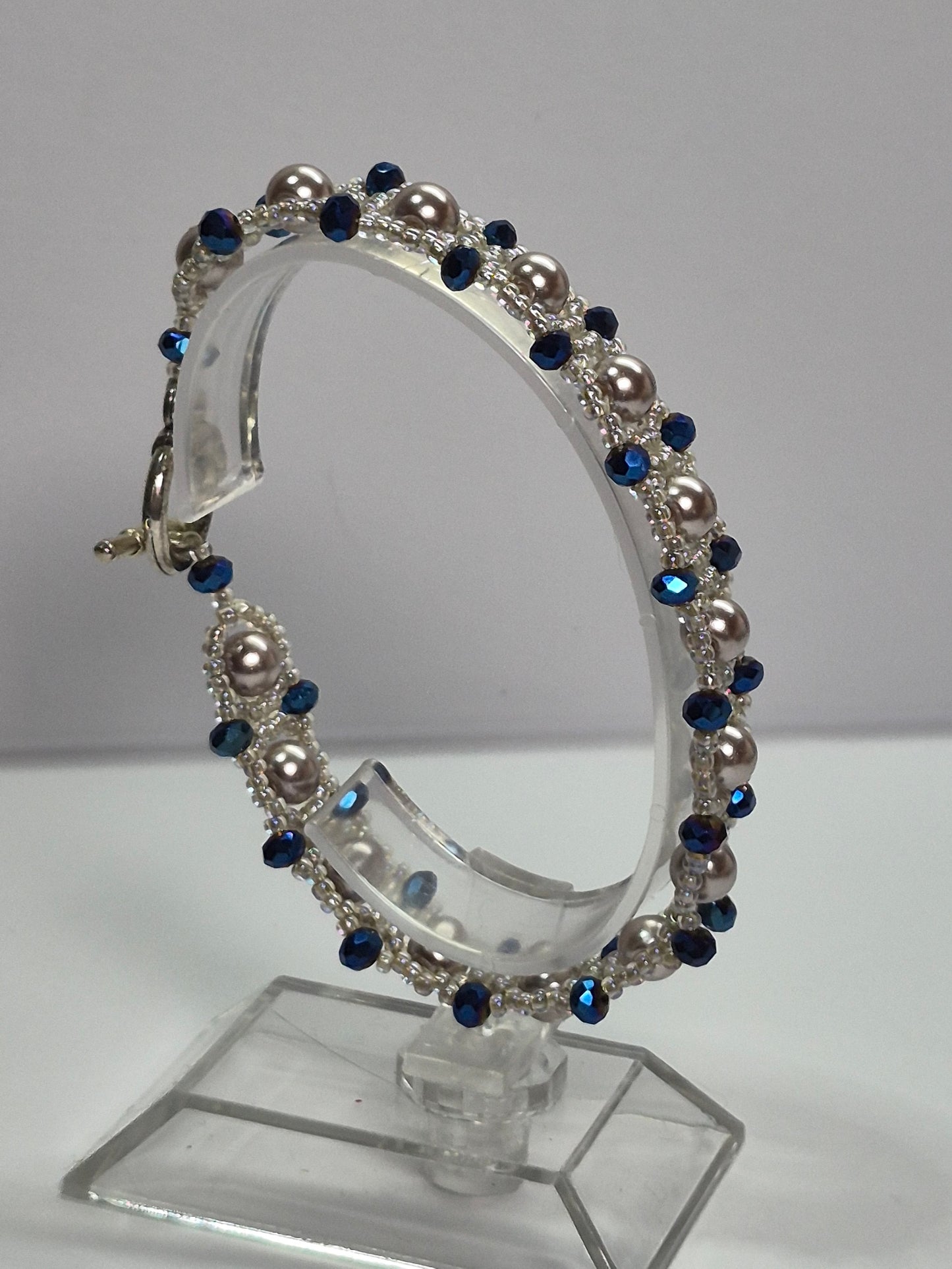 Champagne Pearl & Navy Crystal Woven Bracelet, Handmade Beaded Bracelet with Glass Pearls & Metallic Blue Rondelles, Bridal Artisan Jewelry, Gift for Her