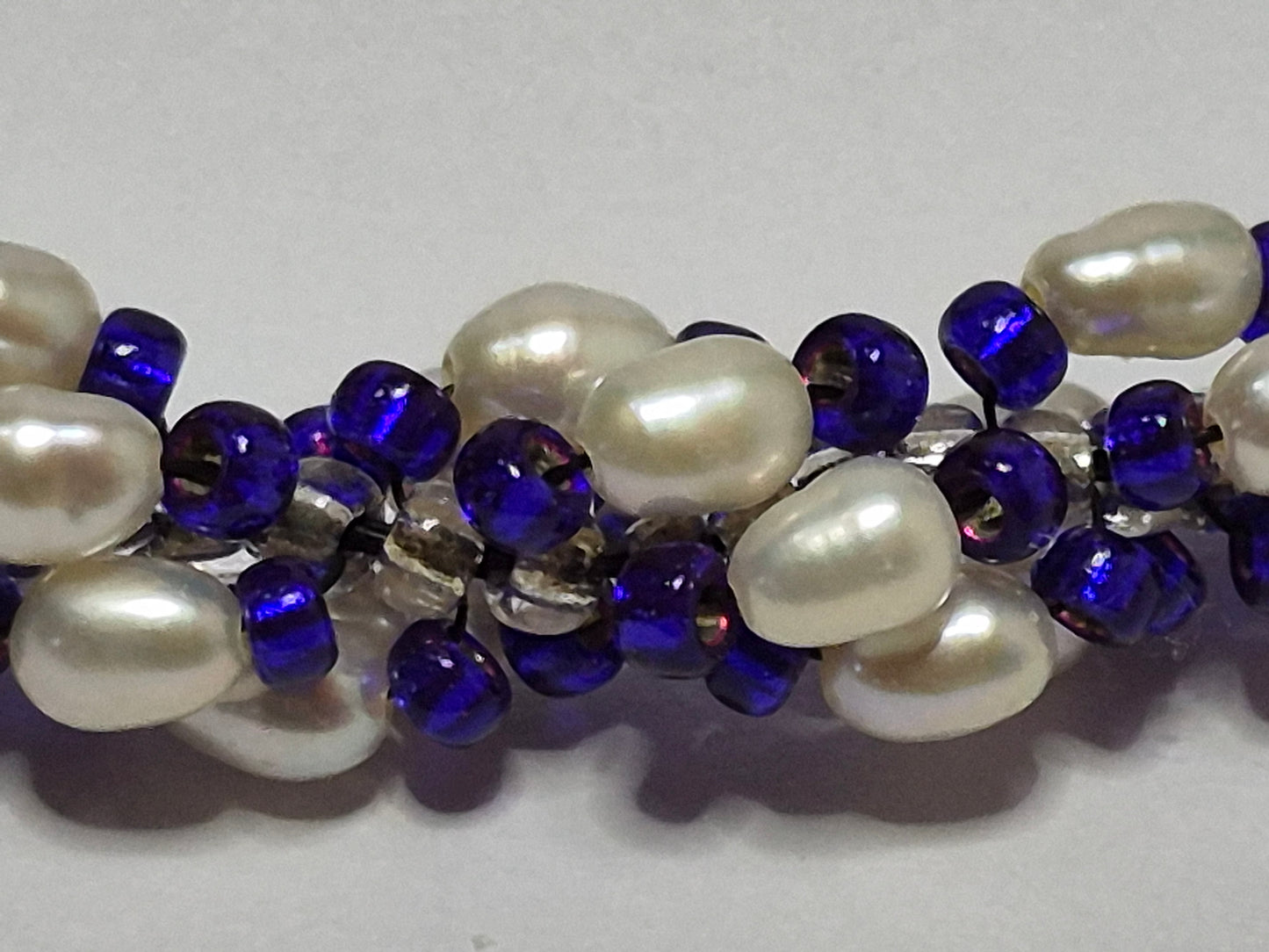 Cobalt Blue & White Freshwater Pearl Spiral Rope Bracelet – Handmade Beaded Bracelet with Toggle Clasp