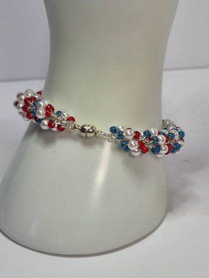 Red White & Blue Spiral Rope Bracelet – Handmade Pearl & Seed Bead Patriotic Bracelet with Magnetic Clasp