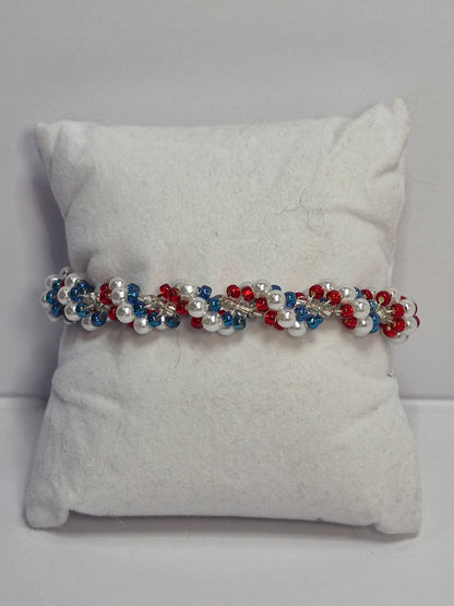 Red White & Blue Spiral Rope Bracelet – Handmade Pearl & Seed Bead Patriotic Bracelet with Magnetic Clasp