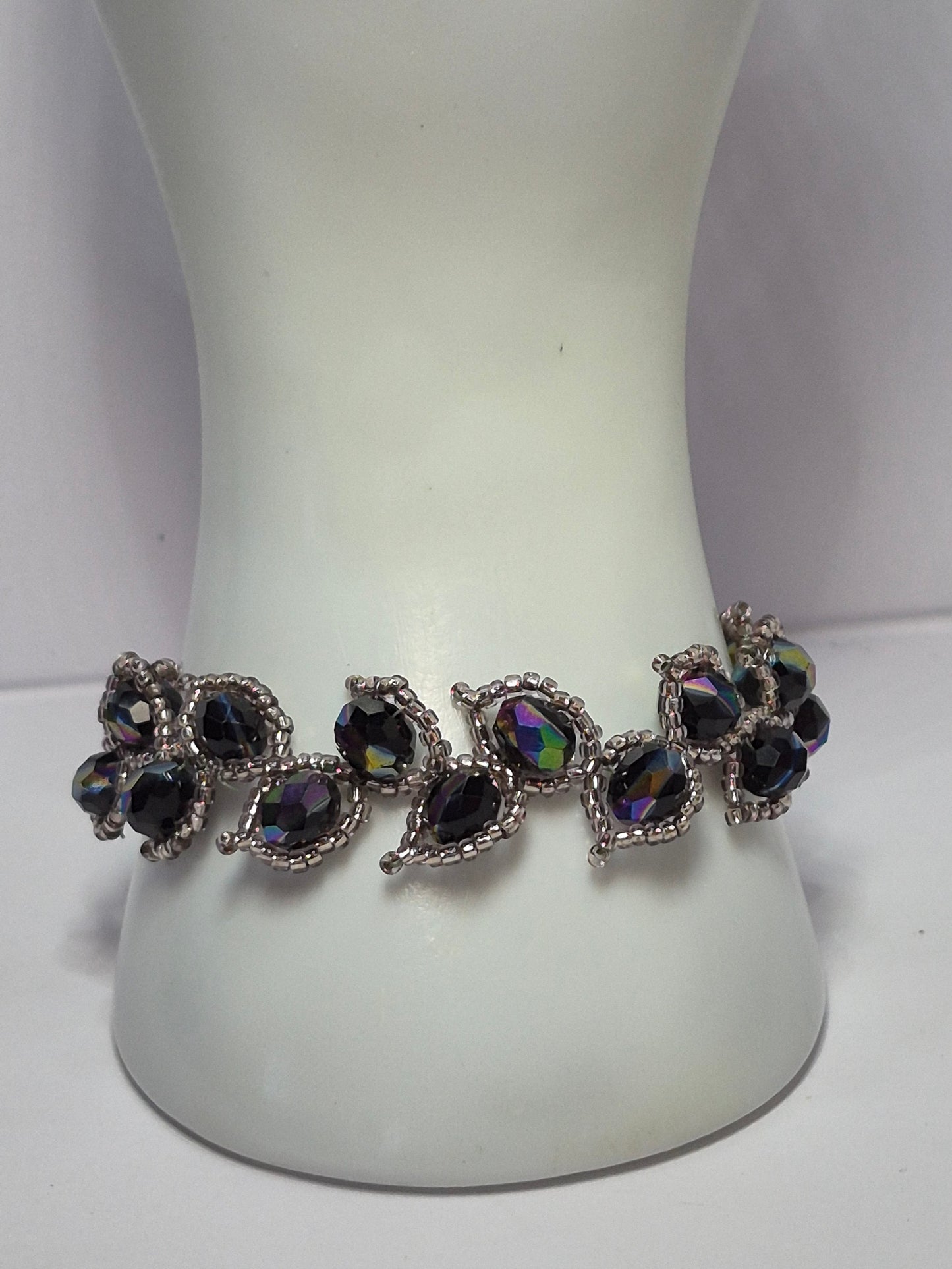 Leafy Vine Iridescent Crystal Bracelet – Handmade Beaded Bracelet with Faceted Rondelles & Toggle Clasp