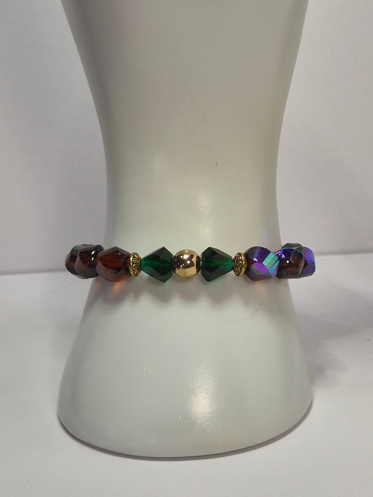 Czech Glass Fire-Polished Stretch Bracelet – Amber, Emerald & AB Iridescent Crystal Beads with Gold Accents