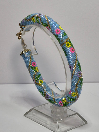 Periwinkle Floral Tubular Peyote Rope Bracelet – Miyuki Seed Beads, Paracord Core, Antique Gold Toggle Clasp