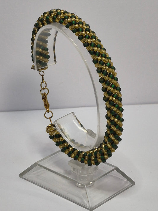 Emerald Green & Gold Russian Spiral Rope Bracelet – Miyuki 8/0 & 11/0 Matte Seed Beads, Antique Gold Filigree Caps & Lobster Clasp